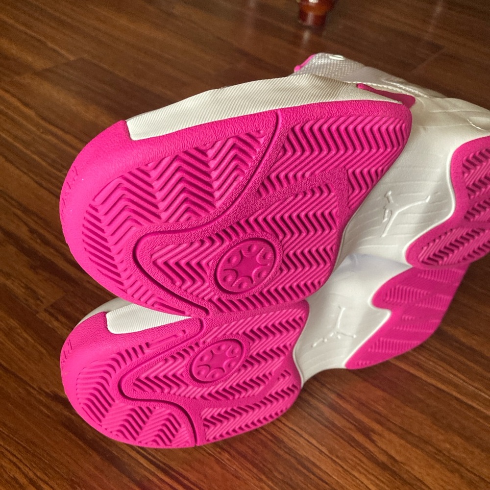 🆕🔥Jordan Max Aura 6White/Pink 6.5Y/Womens 8 - Picture 7 of 11